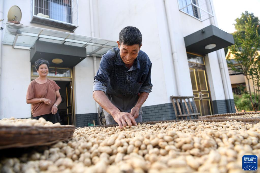 习近平的人民情怀(图2)