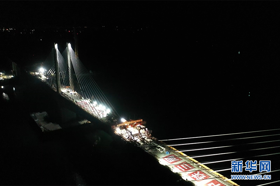 沅江特大桥主跨合龙 常益长高铁主体工程基本完成