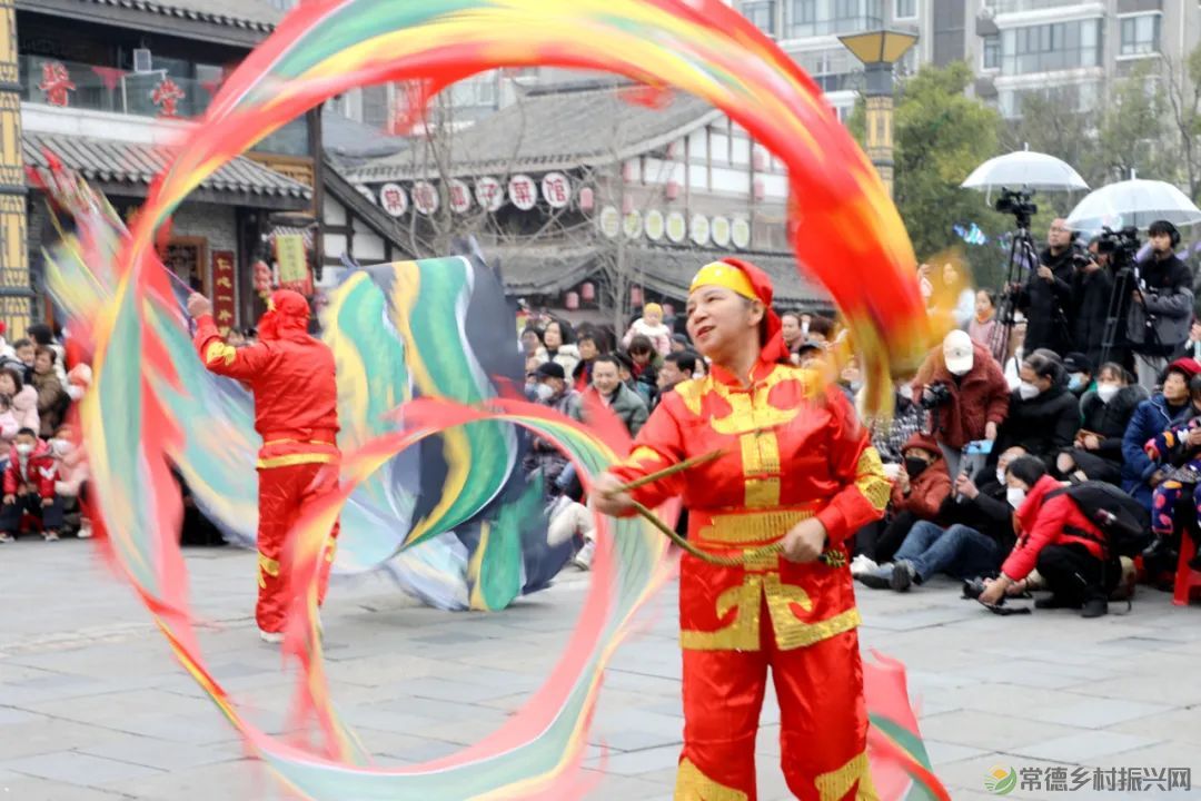 引发数十万人围观——常德河街的元宵节“吊炸天”(图9) 44.jpg