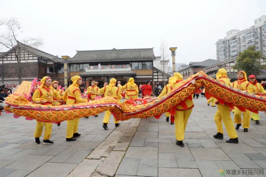 引发数十万人围观——常德河街的元宵节“吊炸天”(图31) 6666.jpg