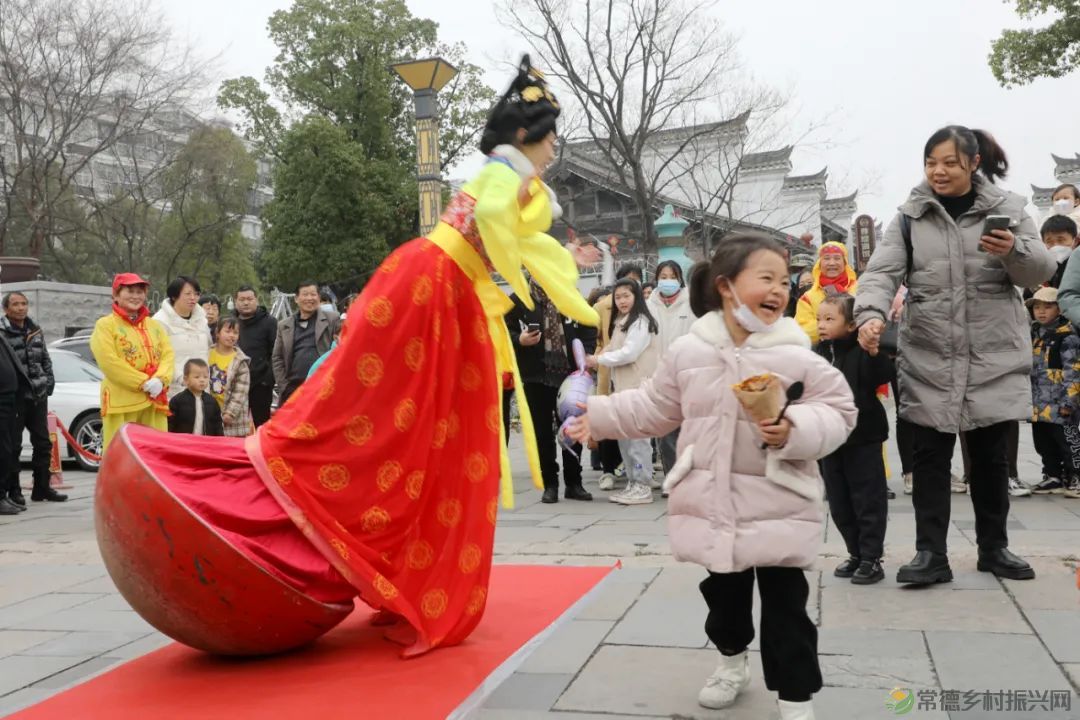引发数十万人围观——常德河街的元宵节“吊炸天”(图35) 0000.jpg