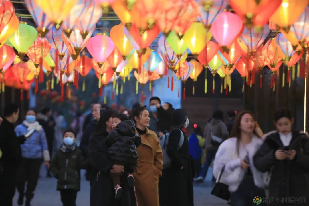 花灯璀璨|柳叶湖欢天喜地闹元宵(图3) 微信图片_20230207203827.jpg