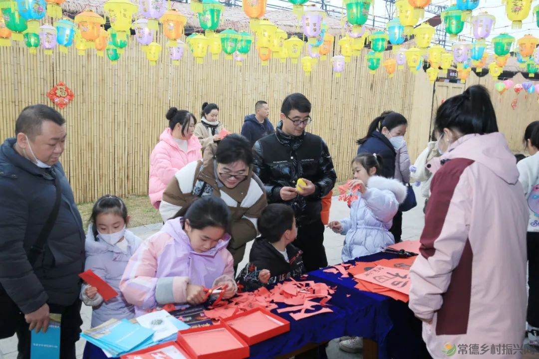 花灯璀璨|柳叶湖欢天喜地闹元宵(图11) 微信图片_20230207204031.jpg