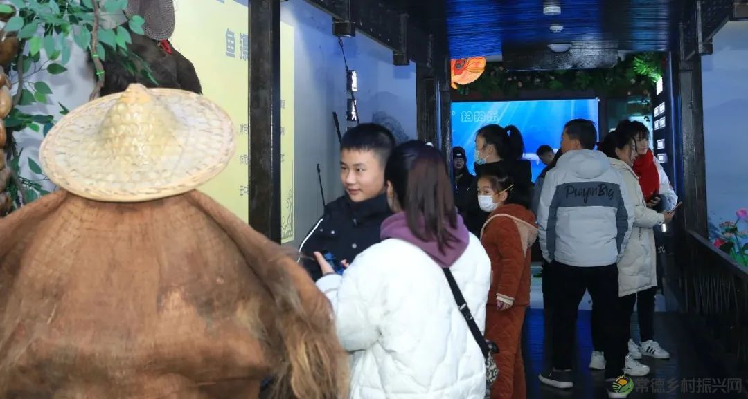 花灯璀璨|柳叶湖欢天喜地闹元宵(图14) 微信图片_20230207204114.jpg