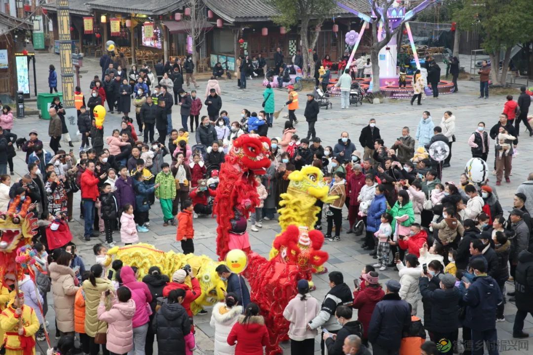 花灯璀璨|柳叶湖欢天喜地闹元宵(图19) 微信图片_20230207204248.jpg