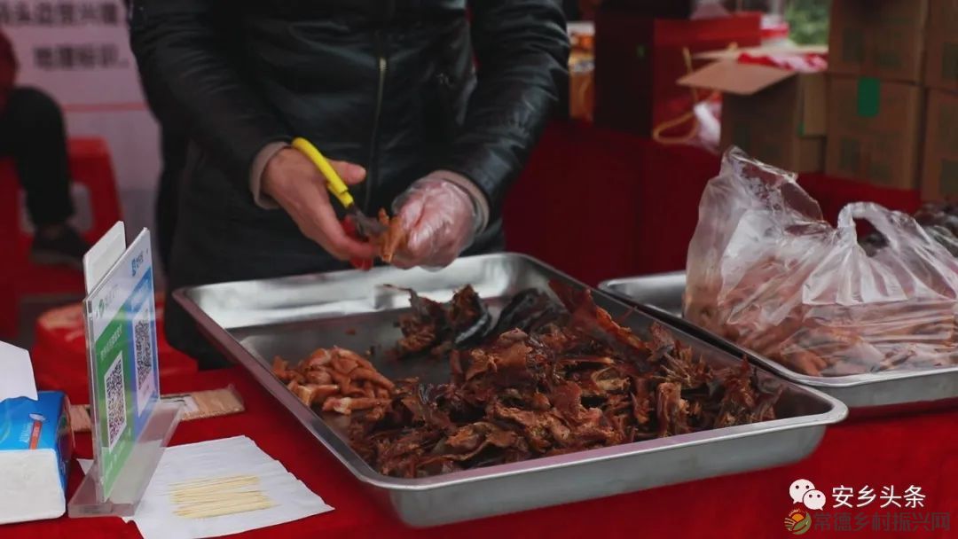 安乡首届“梅好时节 乡遇玖源”梅花节盛大开幕,没去的看这里!(图8) 微信图片_20230303231459.jpg