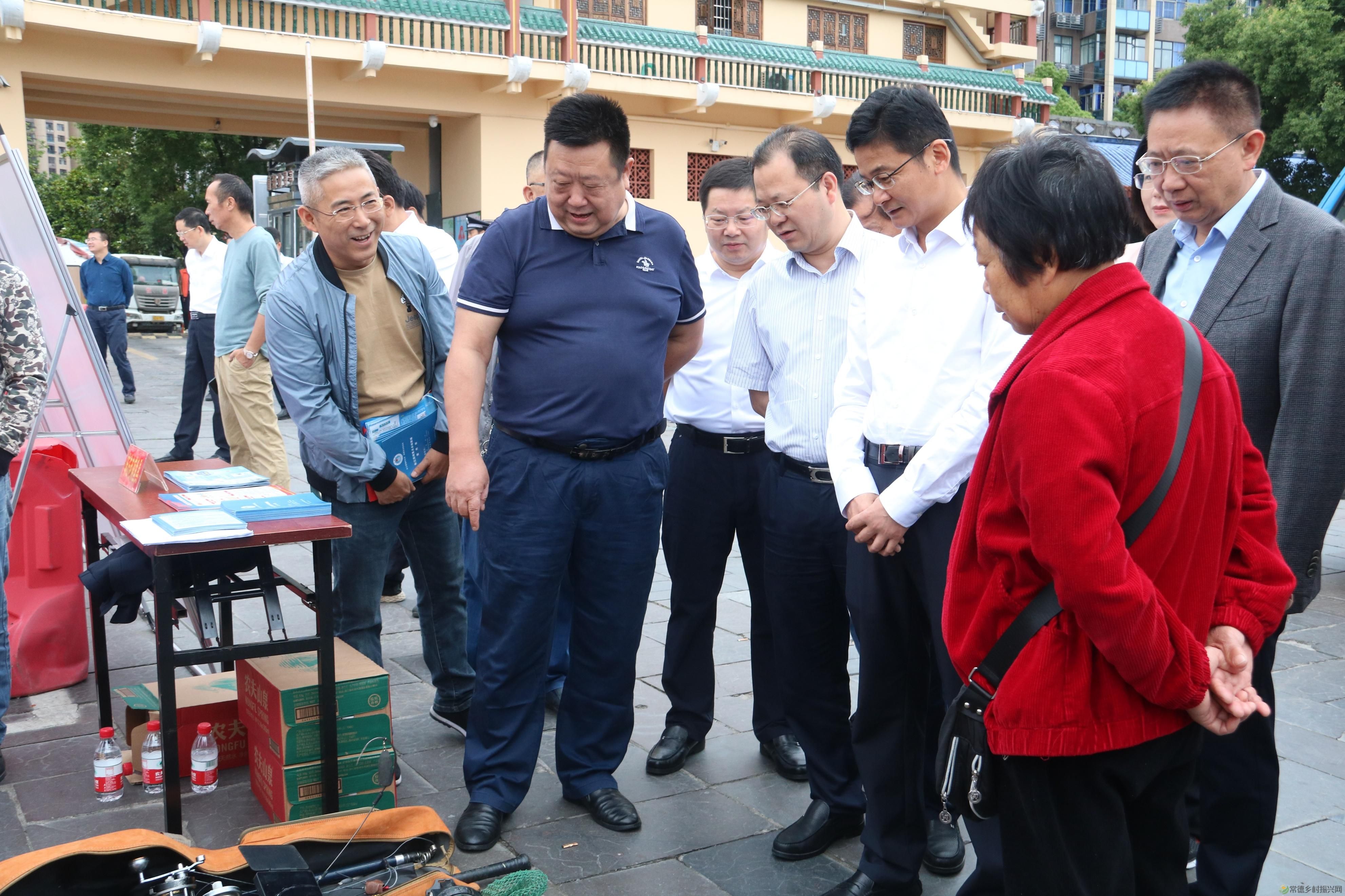 常德市举行2023年鱼类人工增殖放流活动(图2) 常德市举行2023年鱼类人工增殖放流活动(图2)