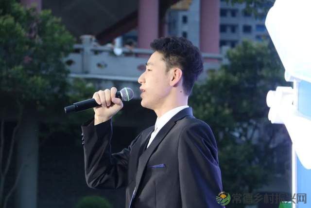 【乐在鼎城】吴碧霞邀请你快来参赛中国常德江南音乐节,还有常德留学博士“励志母亲”周亚松....... (图22) 【乐在鼎城】吴碧霞邀请你快来参赛中国常德江南音乐节,还有常德留学博士“励志母亲”周亚松....... (图22)