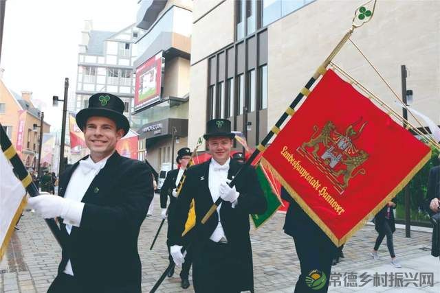 柳叶湖建区30周年回眸|从绿水青山到金山银山的蝶变之路(图40) 柳叶湖建区30周年回眸|从绿水青山到金山银山的蝶变之路(图40)
