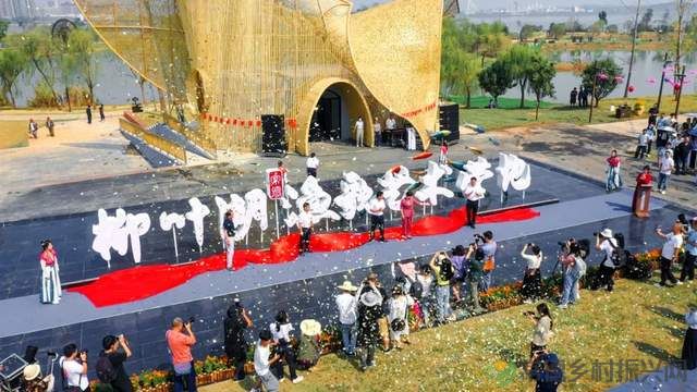 柳叶湖建区30周年回眸|从绿水青山到金山银山的蝶变之路(图55) 柳叶湖建区30周年回眸|从绿水青山到金山银山的蝶变之路(图55)