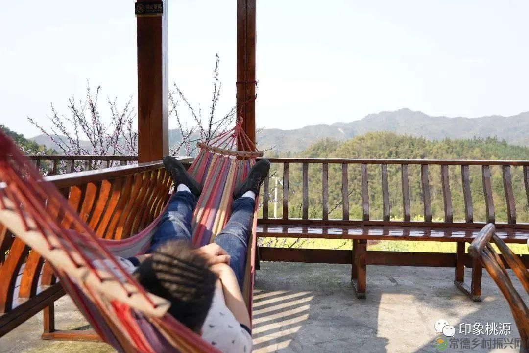 【沙坪印象】夏天均温23℃,一半是水,一半是山,这座乡土味儿的避世小城,值得打卡100次!(图8) 【沙坪印象】夏天均温23℃,一半是水,一半是山,这座乡土味儿的避世小城,值得打卡100次!(图8)