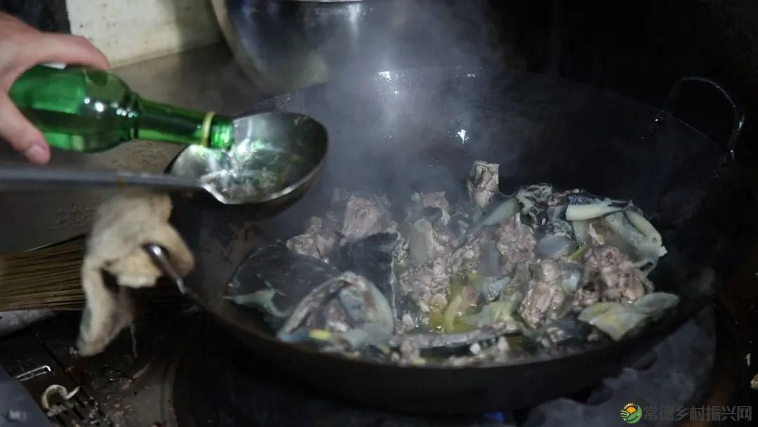 以一钵常德甲鱼 致敬天下父亲(图11) 以一钵常德甲鱼 致敬天下父亲(图11)