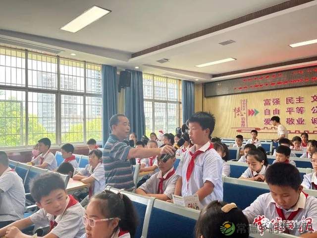 【回眸6·26】武陵区禁毒宣传活动精彩集锦(图9) 【回眸6·26】武陵区禁毒宣传活动精彩集锦(图9)