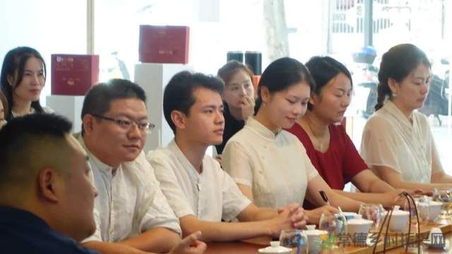 武陵红茶冲泡标准培训班圆满启动 | 泡茶有讲究,做茶不将就(图4) 武陵红茶冲泡标准培训班圆满启动 | 泡茶有讲究,做茶不将就(图4)