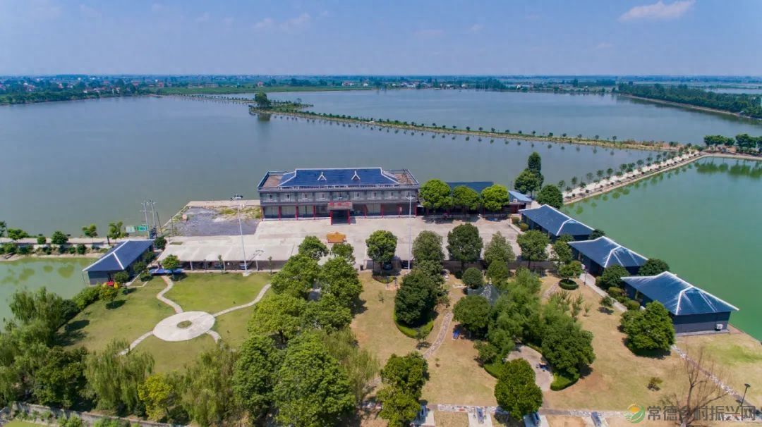 【沅澧新农人】姚飞鸿 鳄鱼岛主的别样人生(图2) 【沅澧新农人】姚飞鸿 鳄鱼岛主的别样人生(图2)