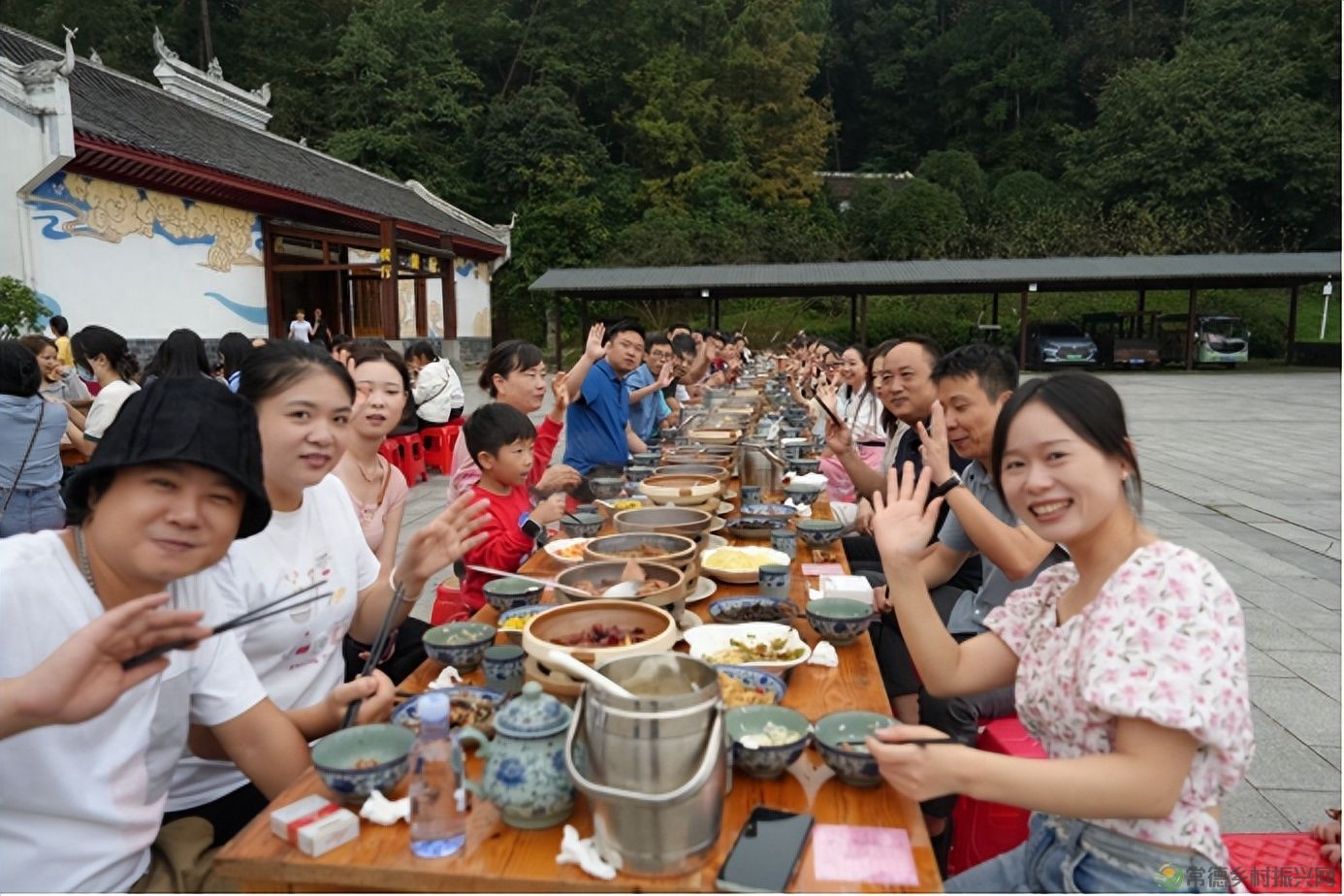 【双节特辑】常德桃花源景区人气爆棚!游客共度欢乐佳节!(图14) 【双节特辑】常德桃花源景区人气爆棚!游客共度欢乐佳节!(图14)