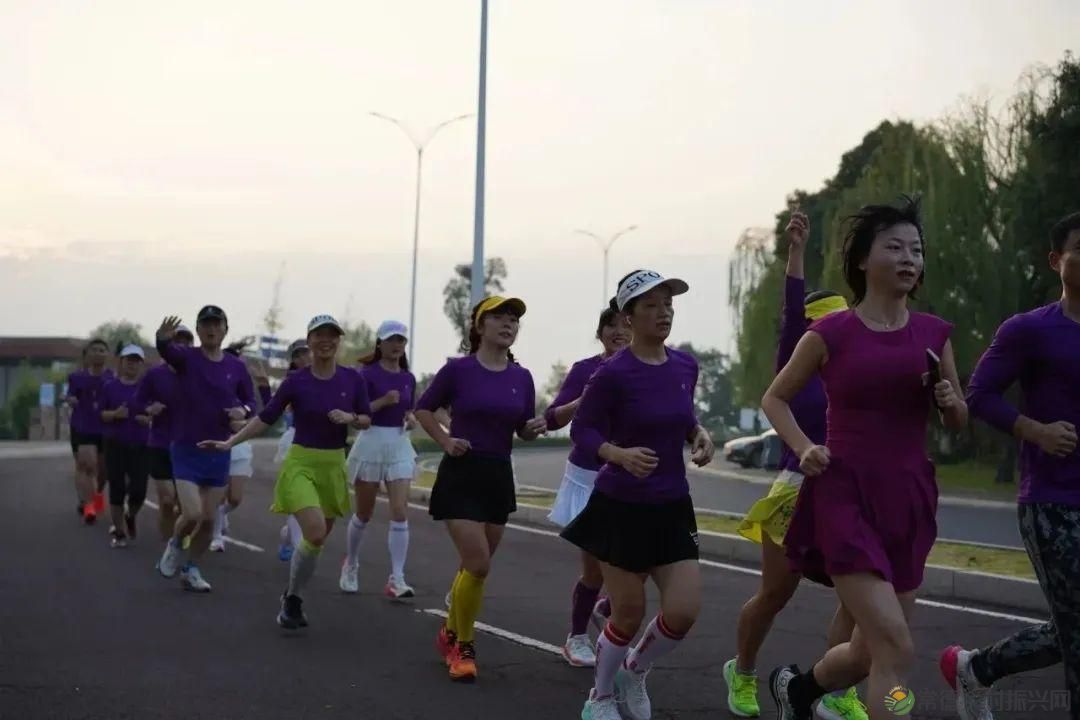 “兔燃来袭” 快来围观！湖南银行2023常德柳叶湖马拉松赛倒计时啦(图31)
