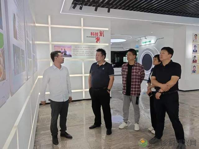 市畜牧水产事务中心党委书记吴新涛带队赴江西、福建等地学习考察和招商引资(图2) 市畜牧水产事务中心党委书记吴新涛带队赴江西、福建等地学习考察和招商引资(图2)