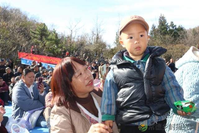 当高山恋上草场,当民谣唱响太平,请聆听大自然与音符的激情碰撞(图19) 当高山恋上草场,当民谣唱响太平,请聆听大自然与音符的激情碰撞(图19)