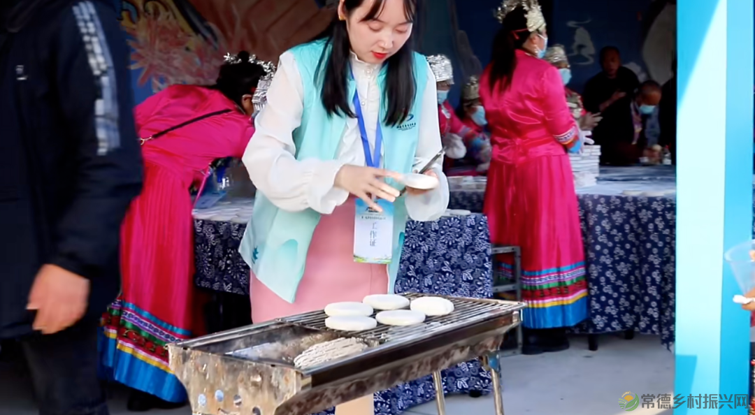 2023年湖南省(冬季)乡村文化旅游节、湖南省冬季“村晚”示范展示活动暨第二届常德市旅游发展大会精彩启幕(图11) 2023年湖南省(冬季)乡村文化旅游节、湖南省冬季“村晚”示范展示活动暨第二届常德市旅游发展大会精彩启幕(图11)