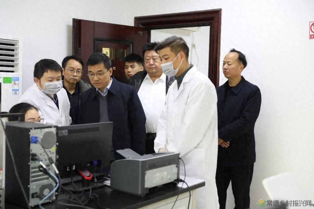 【牧渔常德】黎军锋副市长调研全市养殖业工作(图1) 【牧渔常德】黎军锋副市长调研全市养殖业工作(图1)