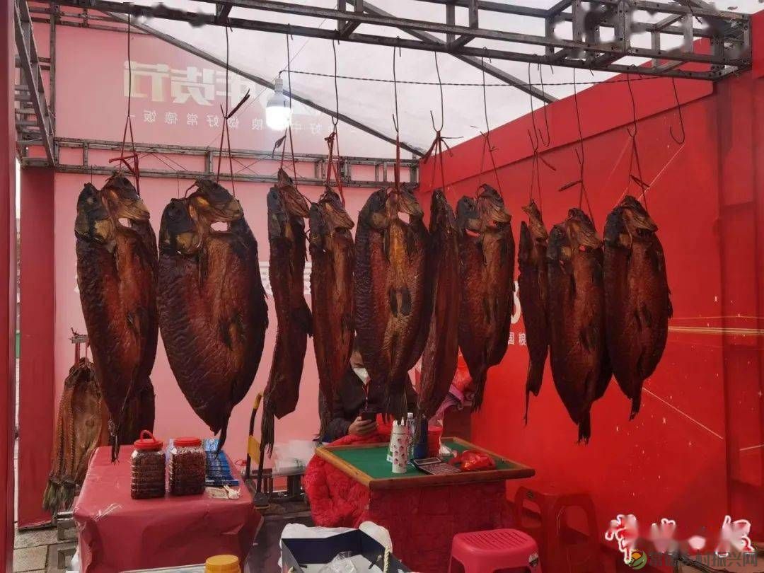 线上线下联动 “三农达人”带货 常德开展“数商兴农”电商直播活动 (图3) 线上线下联动 “三农达人”带货 常德开展“数商兴农”电商直播活动 (图3)