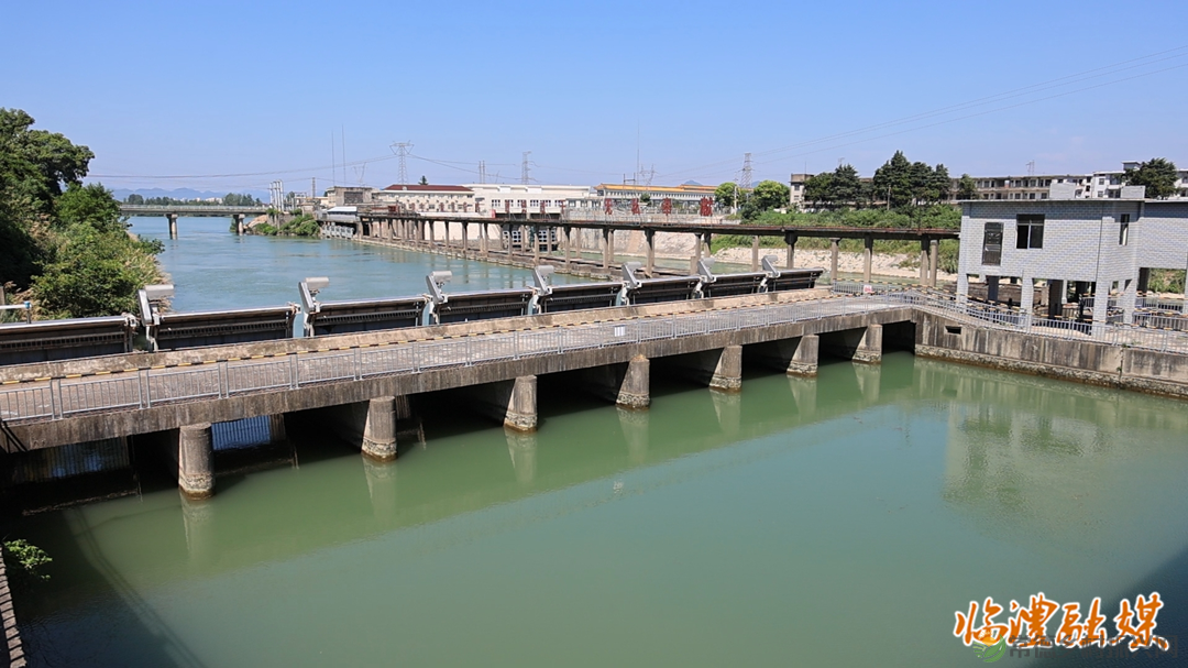 临澧县启动青山灌区第二轮压电提水 助力抗旱保丰收(图2) 临澧县启动青山灌区第二轮压电提水 助力抗旱保丰收(图2)