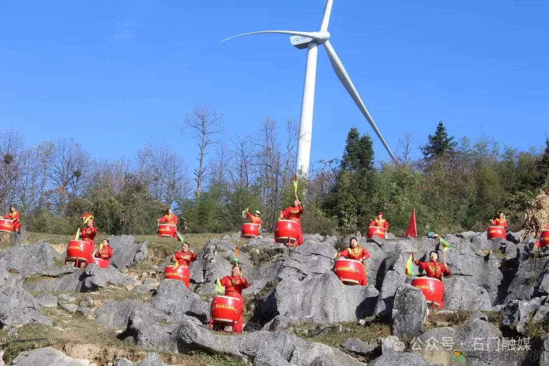重磅!这里风光最太平 2024第二届石门太平高山草场民谣音乐会震撼来袭!(图7) 重磅!这里风光最太平 2024第二届石门太平高山草场民谣音乐会震撼来袭!(图7)