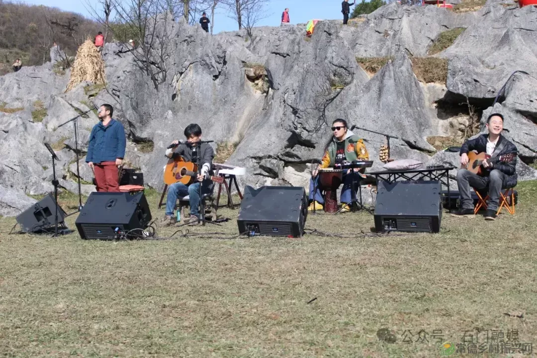 重磅!这里风光最太平 2024第二届石门太平高山草场民谣音乐会震撼来袭!(图10) 重磅!这里风光最太平 2024第二届石门太平高山草场民谣音乐会震撼来袭!(图10)