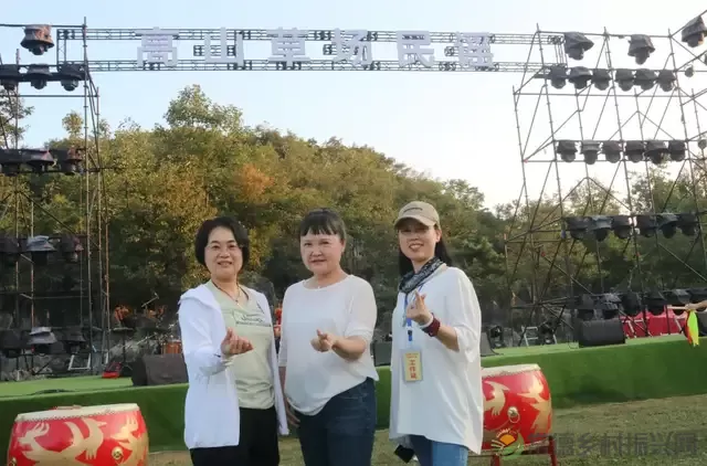 不一样的上马墩 | 民谣音乐 高山露营 这里风光最太平(图24)