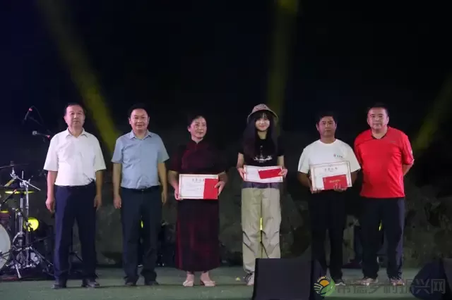 不一样的上马墩 | 民谣音乐 高山露营 这里风光最太平(图30)