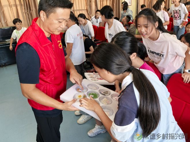 常德柳叶湖白鹤镇中学开展防范青少年药物滥用宣传活动(图5)