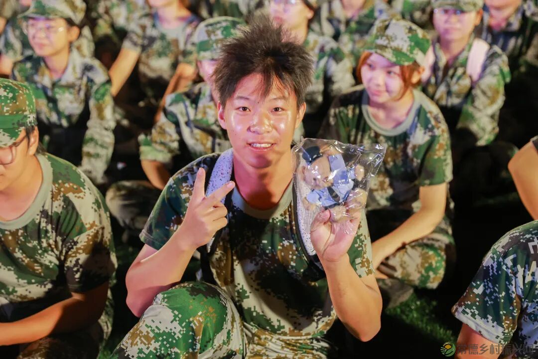 开学第一课丨武陵公安“反诈+禁毒”平安专列,请上车!(图17) 进度16.jpg