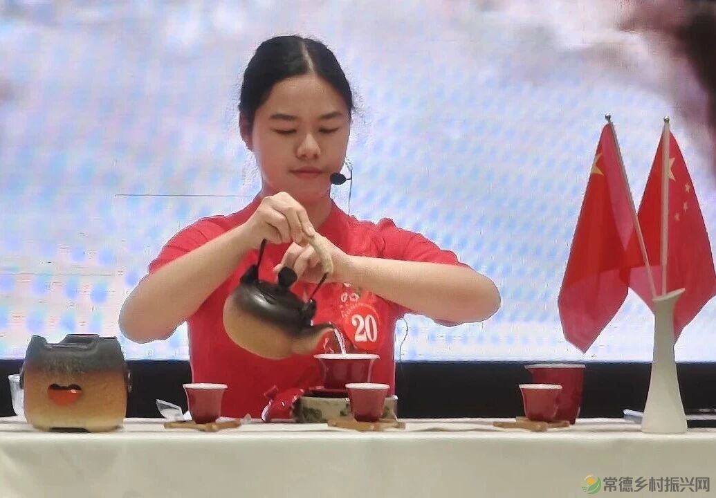 茶艺大赛|2025年常德市茶艺师职业技能竞赛圆满落幕(图35) 37.jpg
