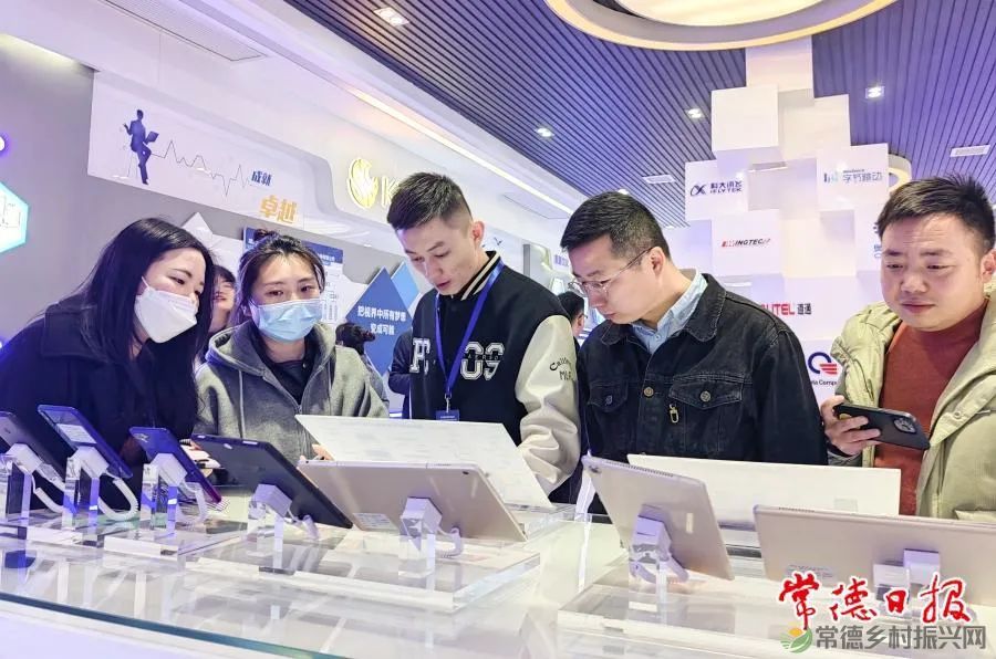 描绘经济发展 乡村振兴新画卷 全国网络媒体湖南行走进常德(图3) 微信图片_20230228174416.jpg